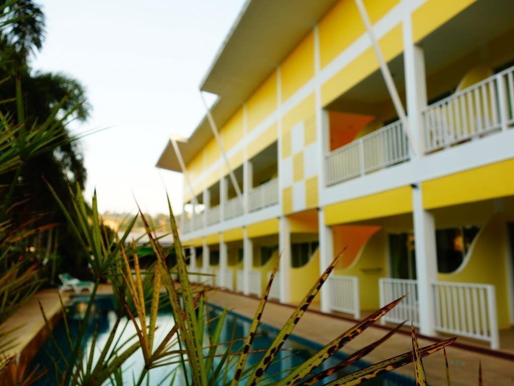 Фото Phuket Airport Sonwa Resort 2*