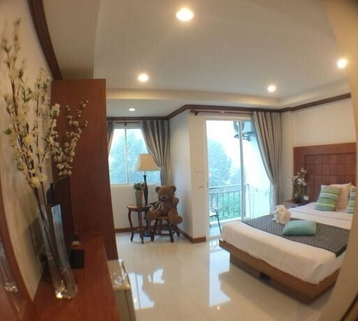 Отель Thira Residence Patong 3*