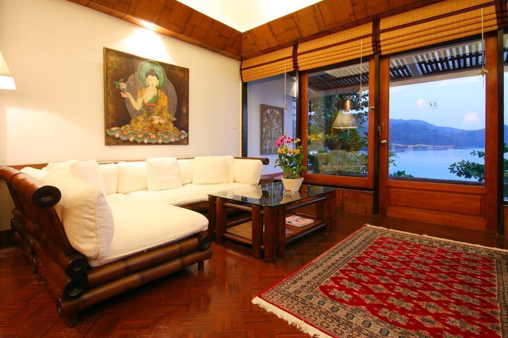 Mom Tri's Villa Royale 4* суреті