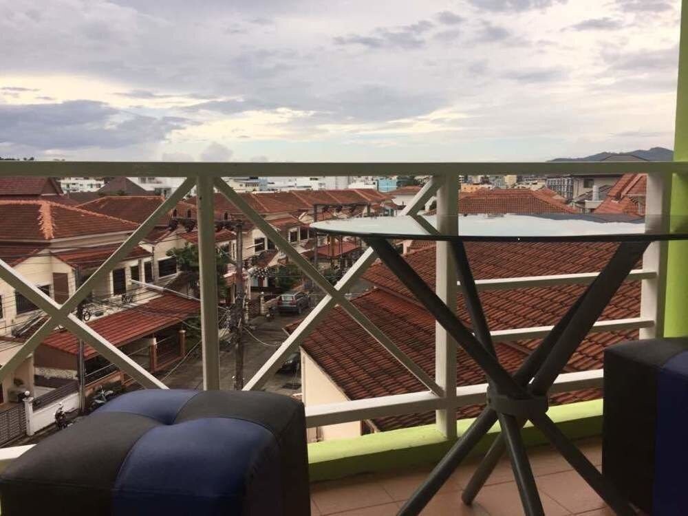 Отель Lo Scoglio Guesthouse 2*