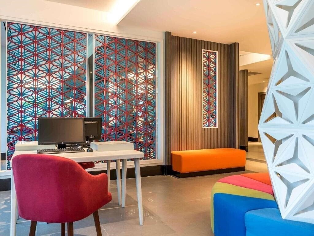 Фото Ibis Styles Phuket City 3*