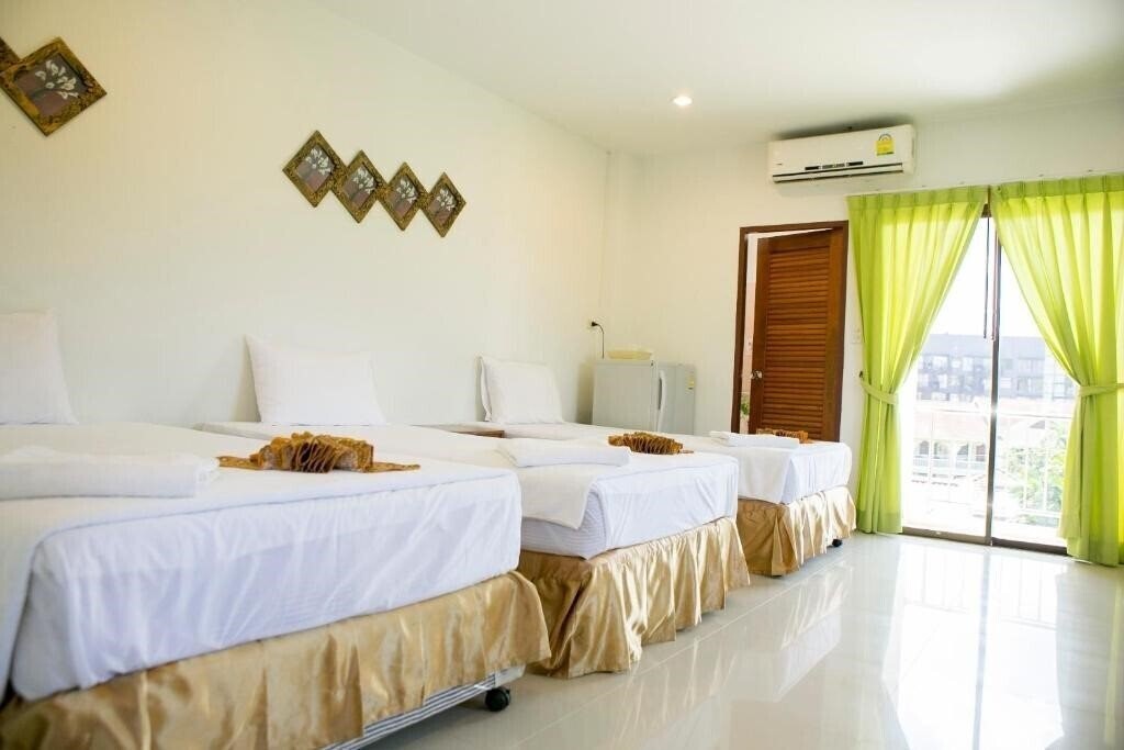 Фото G & B Guesthouse 3*