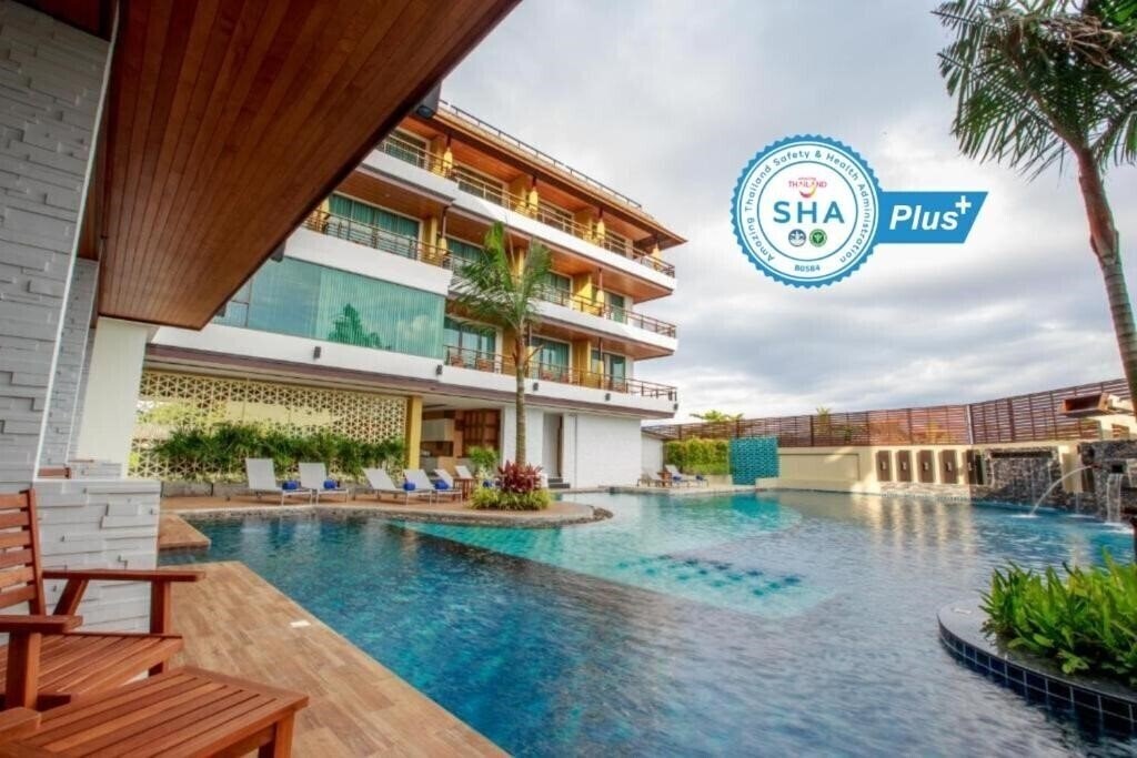 Отель Aqua Resort 4*