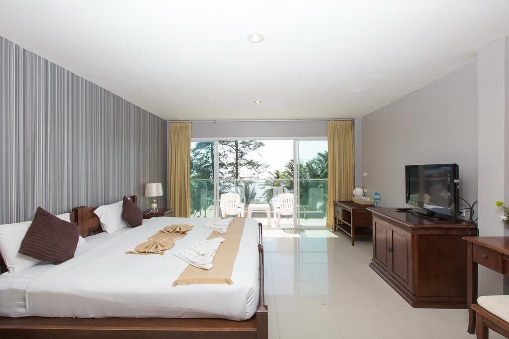 Time Out 2* қонақ үйі