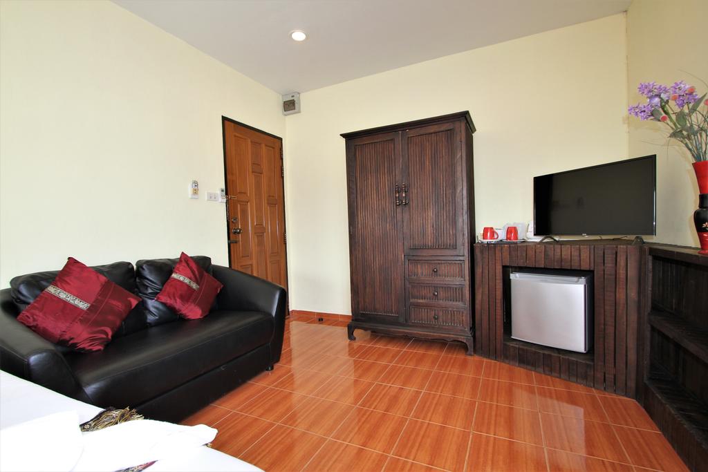 Baan Suay Karon Hotel 3* фотосуреті