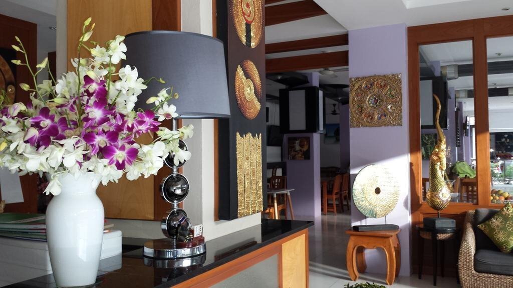 Chana Phuket Hotel 3* суреті