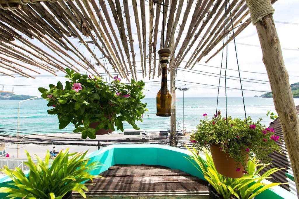 Barefoot Hotel Kalim Beach Front 3* суреті