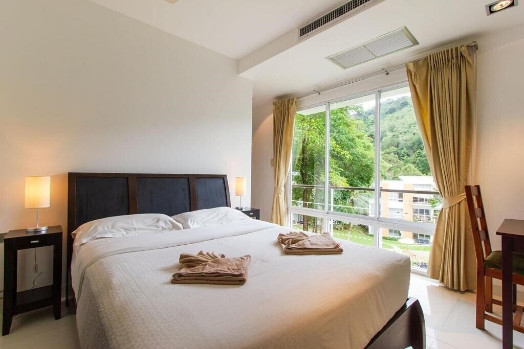 Картинка Kamala Hills 3*
