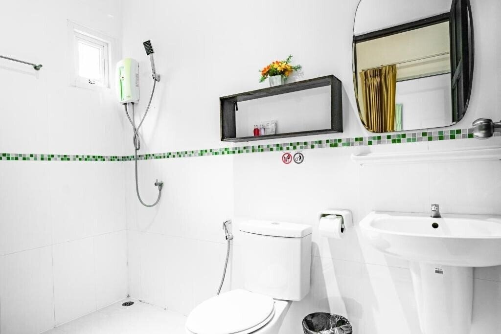 Отель Cascades Resort 3*