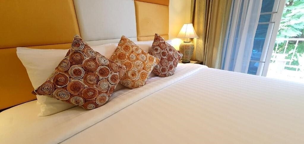 The Mareeya Place 2* қонақ үйі