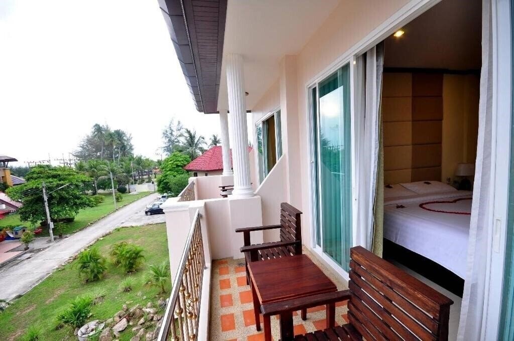 The Mareeya Place 2* суреті