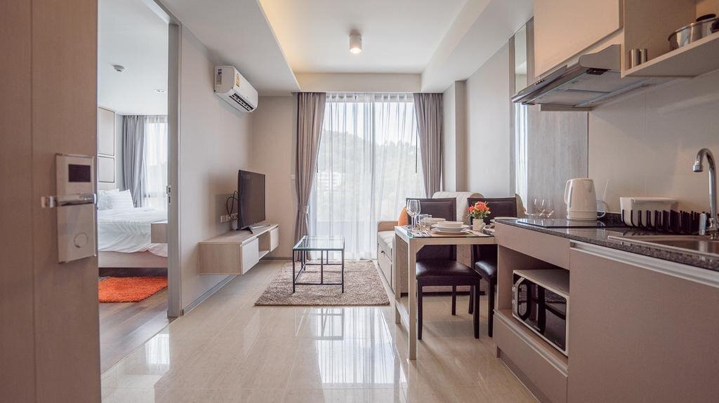Фотография 6th Avenue Surin 4*