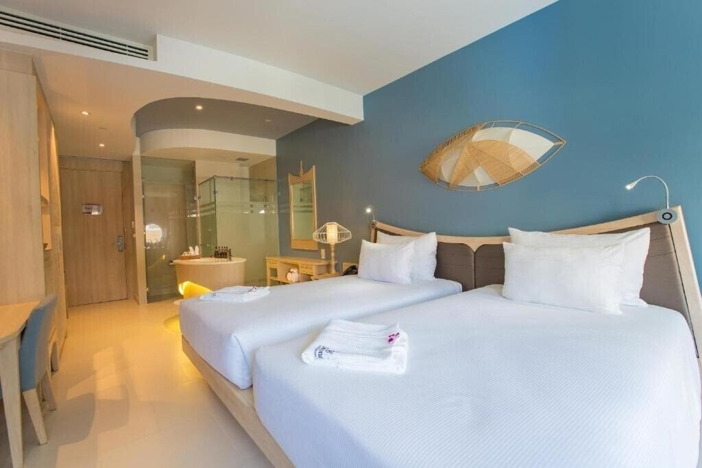 Картинка Beyond Hotel At Patong 4*