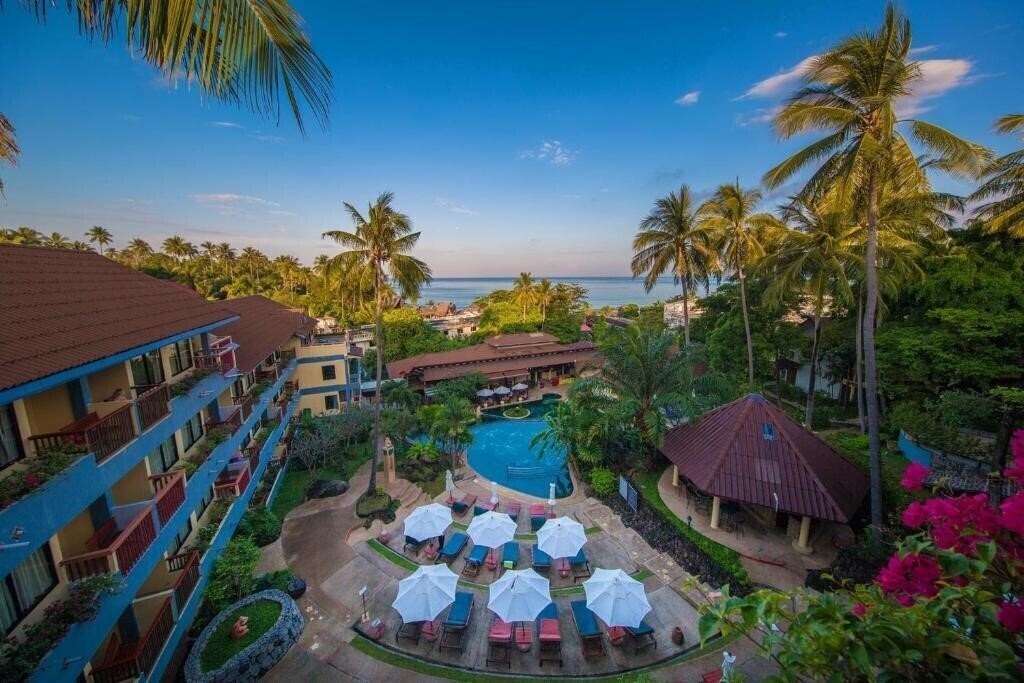 Отель Karona Resort & SPA 3*