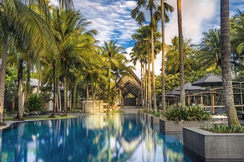 Twinpalms Phuket Penthouses & Duplex Pool Suites 5* қонақ үйі