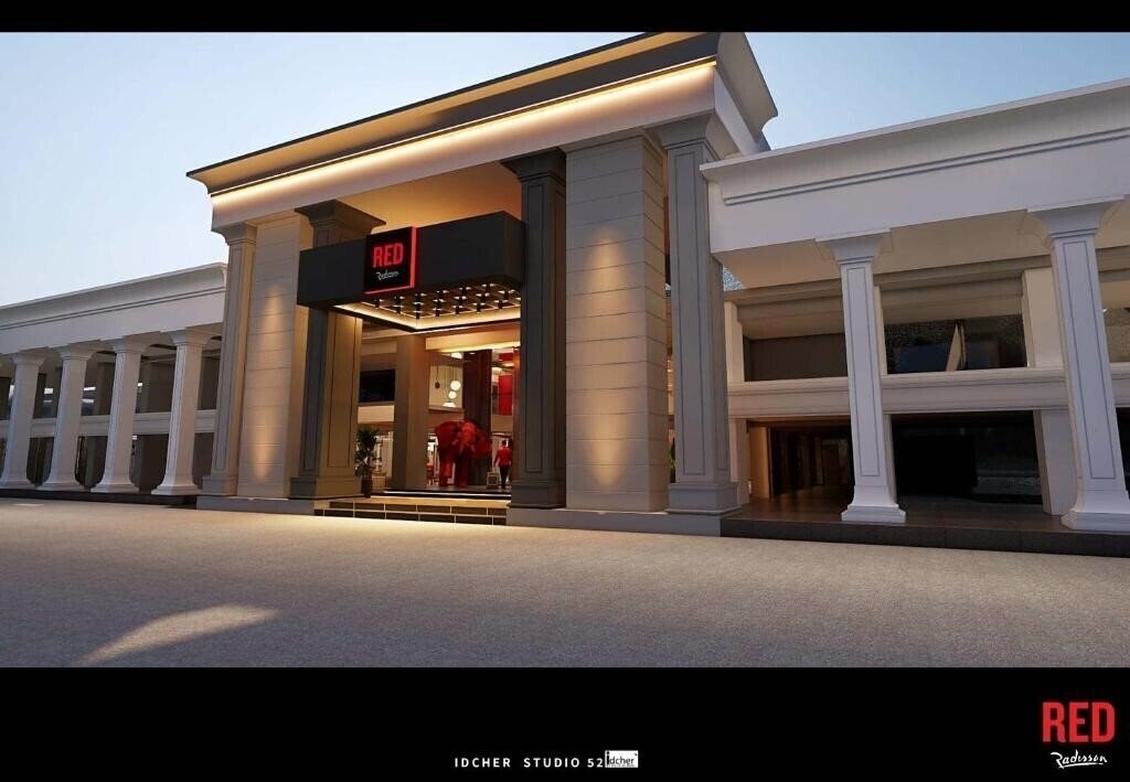 Swissotel Resort Phuket Patong Beach 4* суреті