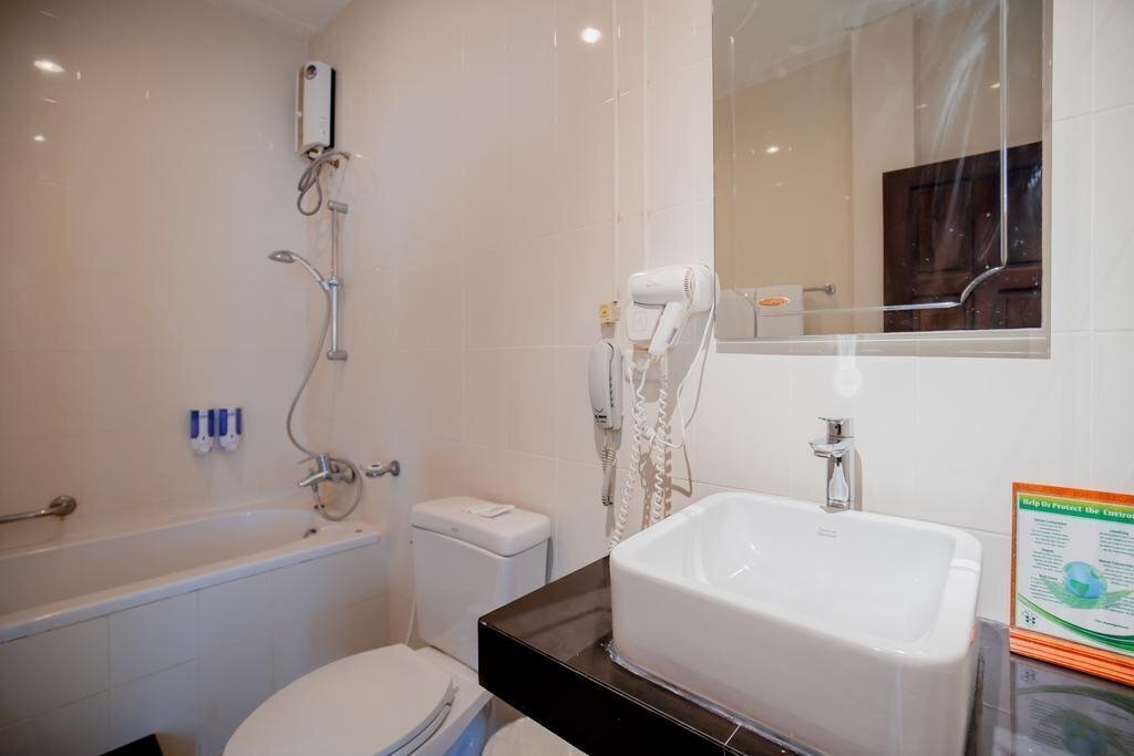 Hyton Leelavadee Phuket 3* суреті