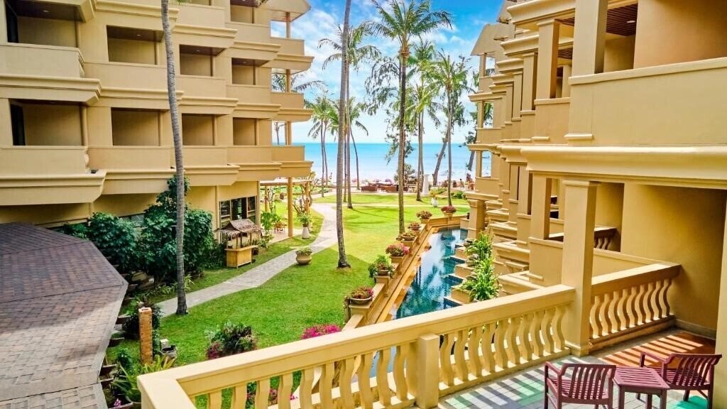 Изображение Kata Beach Resort 4*
