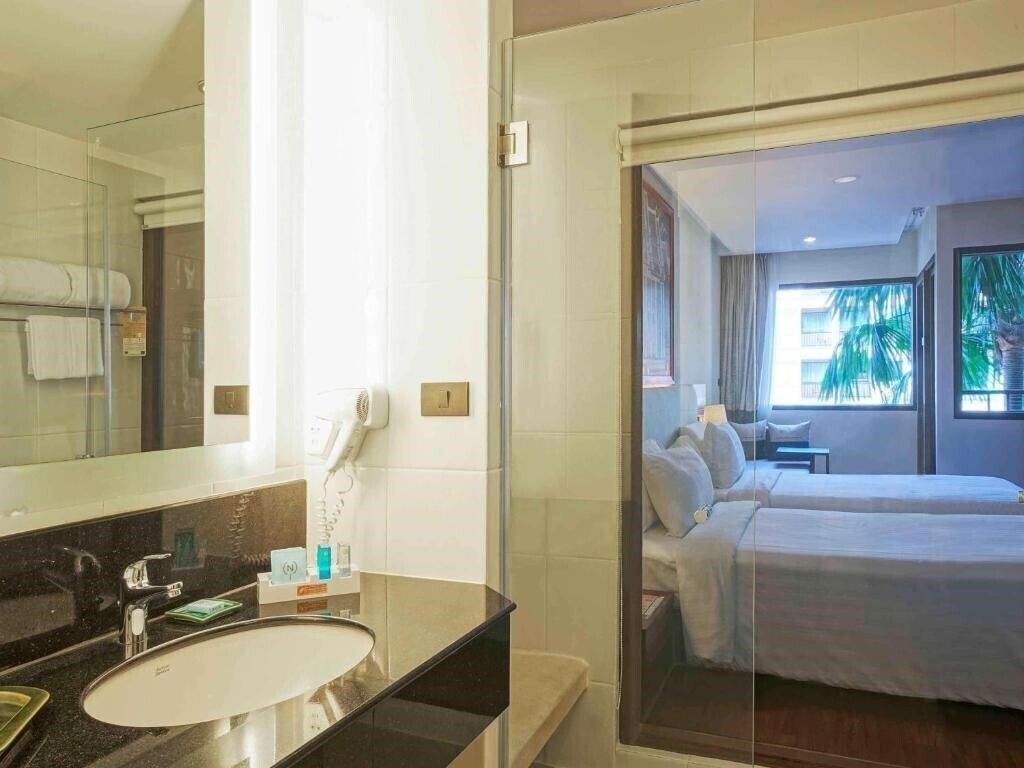 Фото Novotel Phuket Vintage Park 4*
