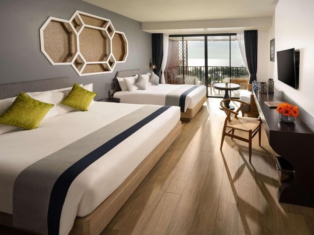 Avista Grande Phuket Karon 4* суреті