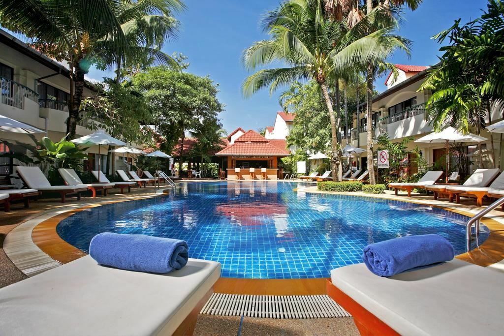 Отель Horizon Patong Beach Resort & Spa 4*