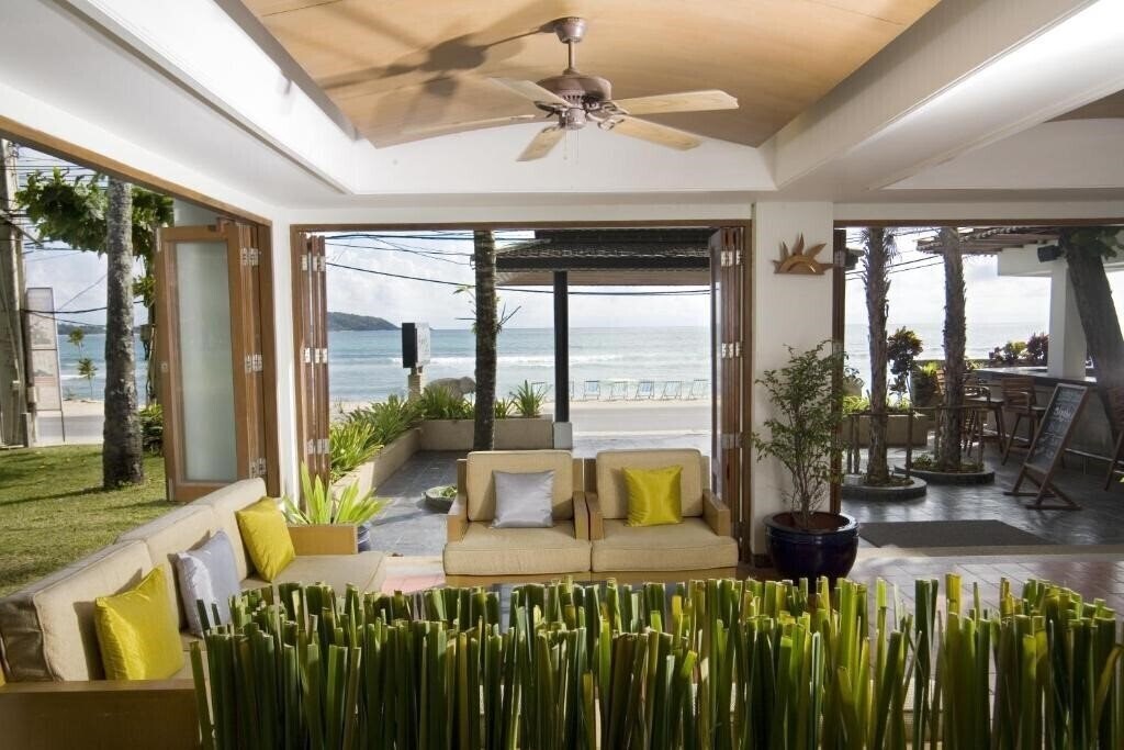 Sunset Beach Phuket 3* фотосуреті