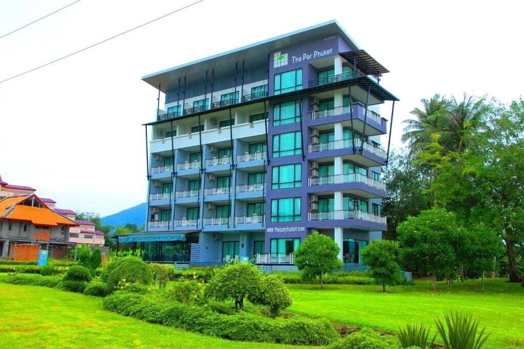 The Par Phuket 4* қонақ үйі