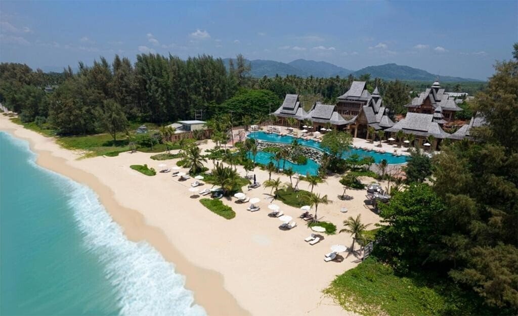 Santhiya Phuket Natai Resort & SPA 5* қонақ үйі