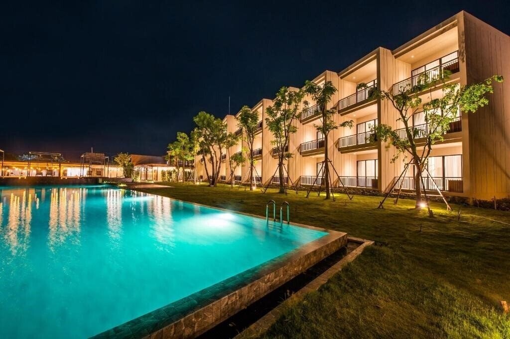 The Gallery Hotel Naiharn 3* фотосуреті