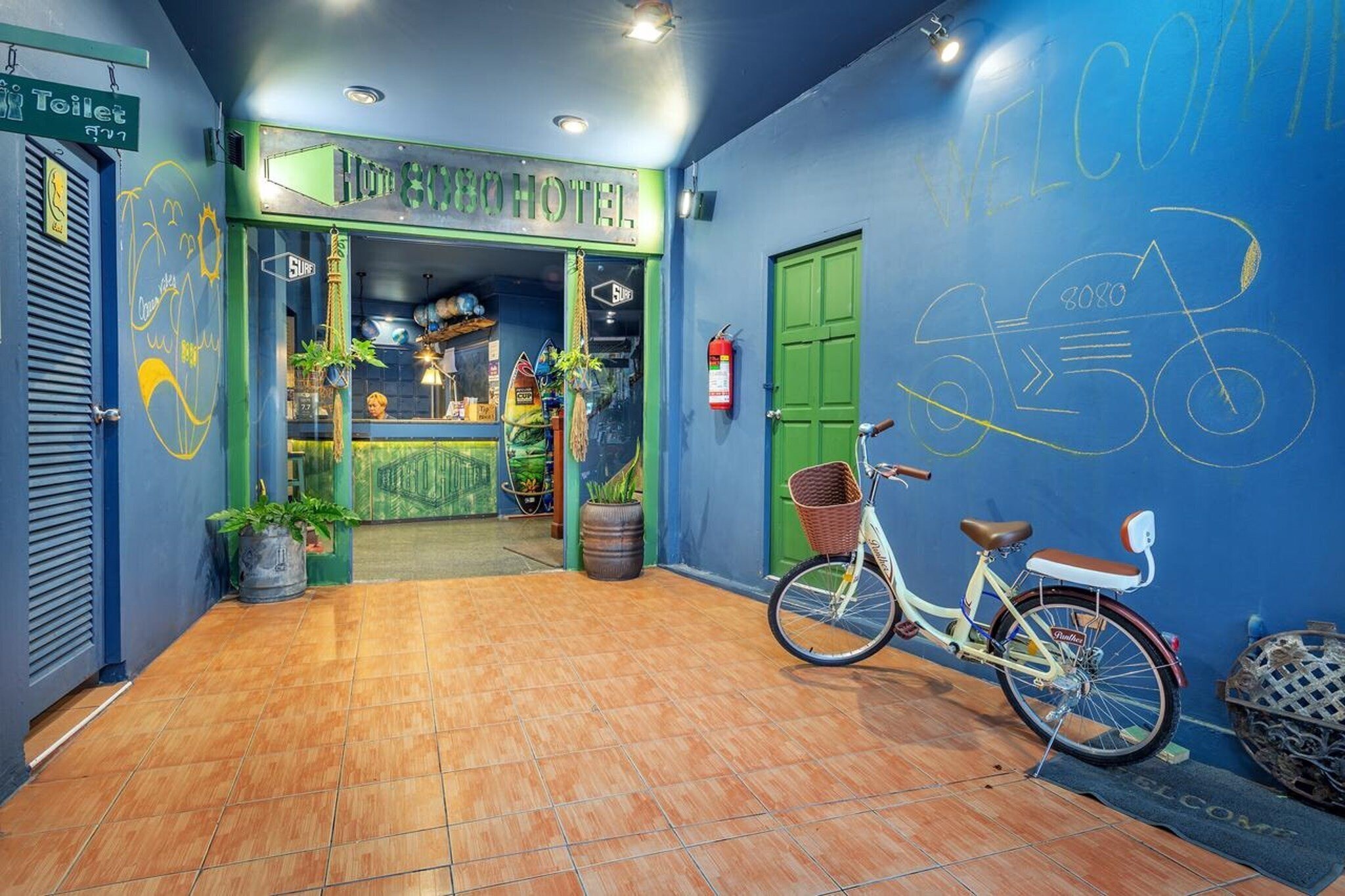 Patong Beachfront Boutique Hotel 3* суреті