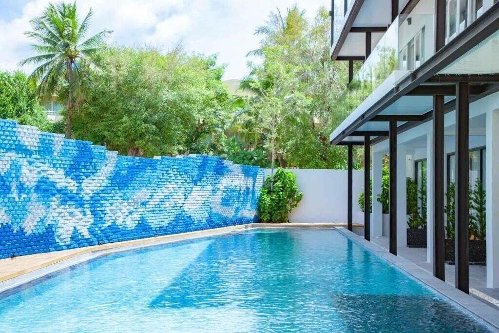 Фотография Anona Beachfront Phuket Resort 4*