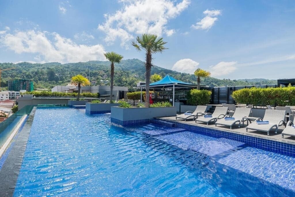 Bw Patong Beach 3* суреті
