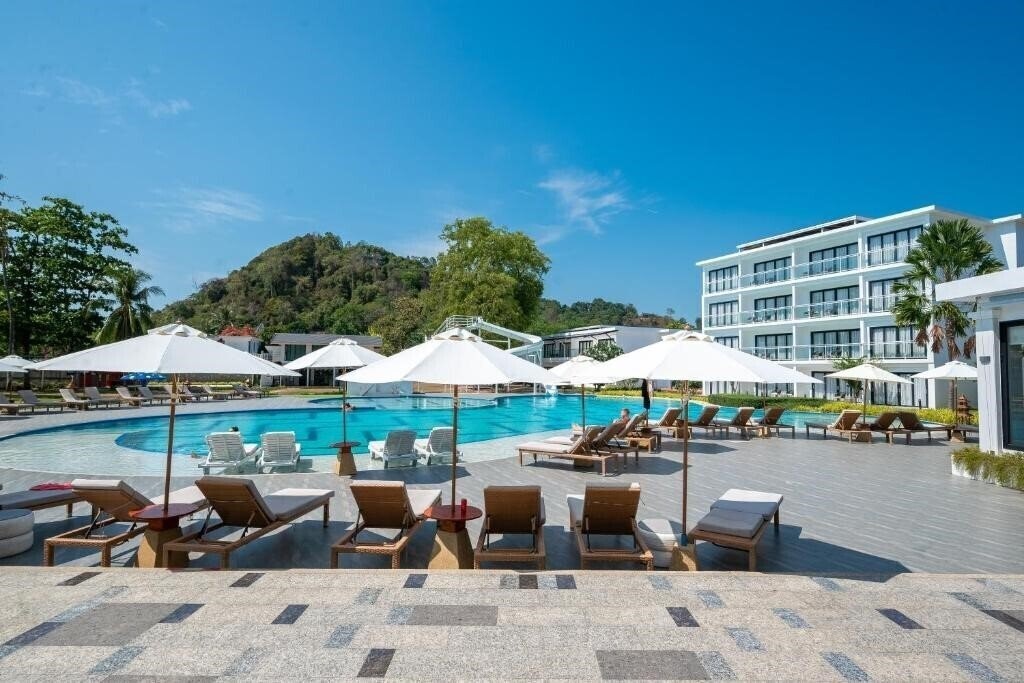 Фото Royal Yao Yai Island 4*