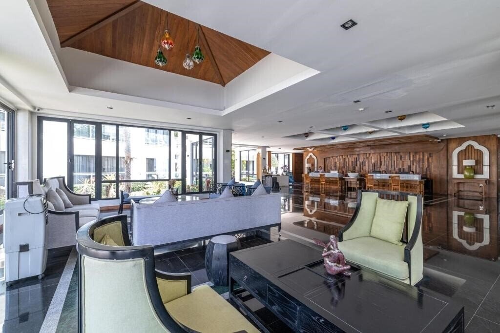 Картинка Royal Yao Yai Island 4*