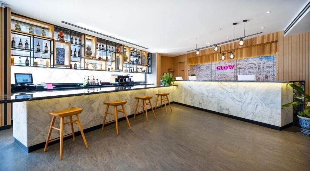 Glow Mira Karon Beach 4* суреті