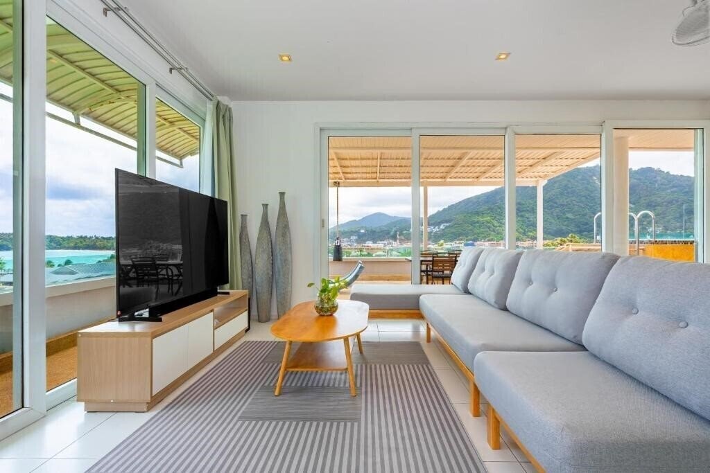 Фото Kata Hill Sea View Villa 3*