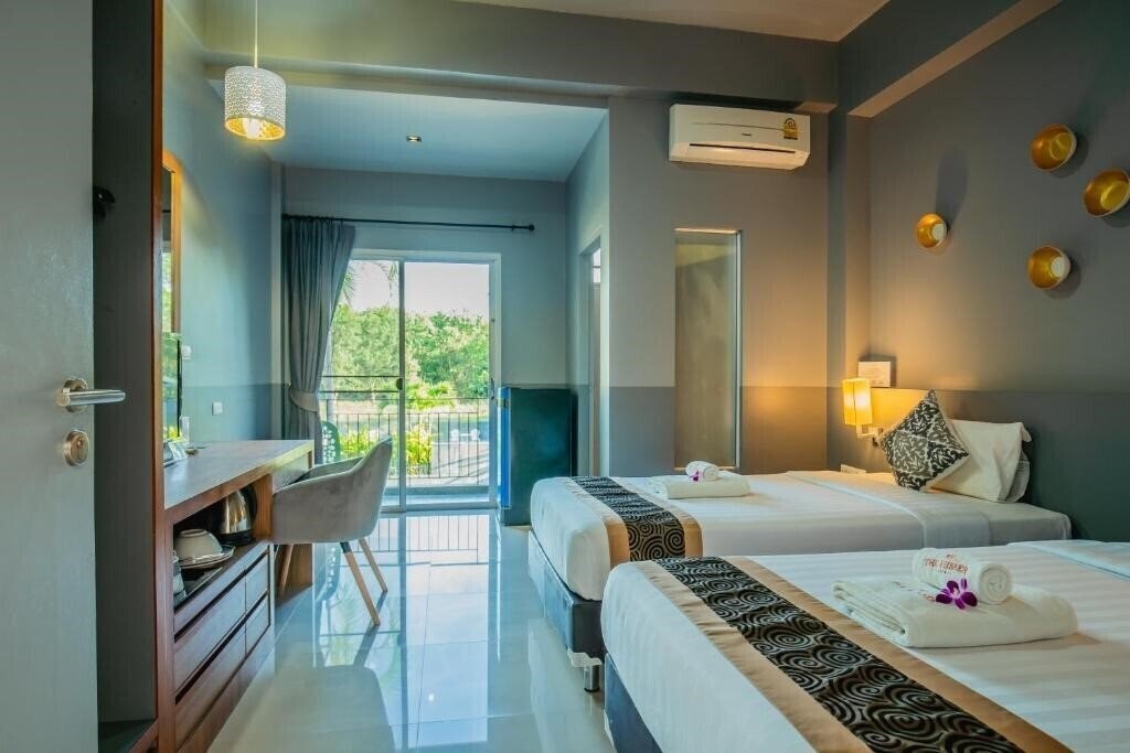 Фотография The Rubber Hotel 4*
