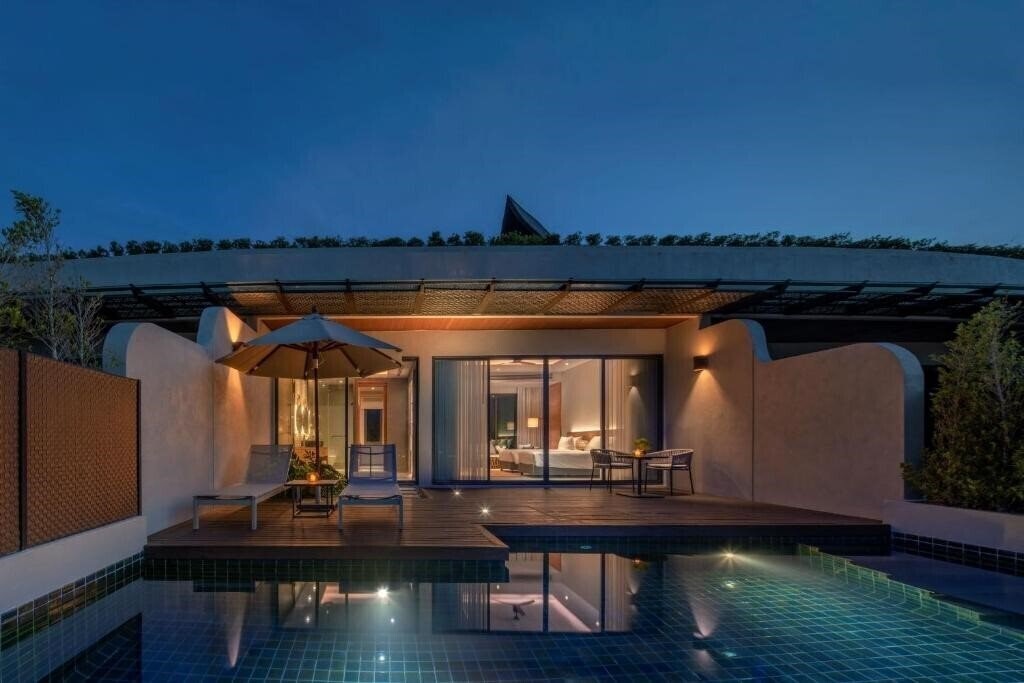 Изображение Noku Phuket 5*