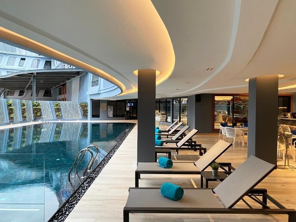 The Oceanic Sportel 4* суреті