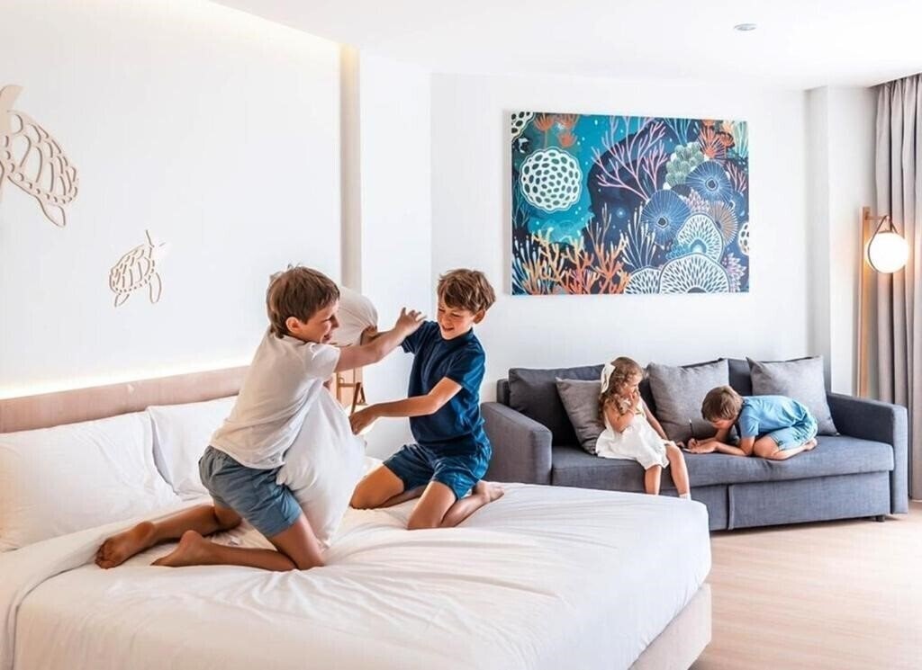 Phuket Emerald Beach Resort And Spa 5* фотосуреті