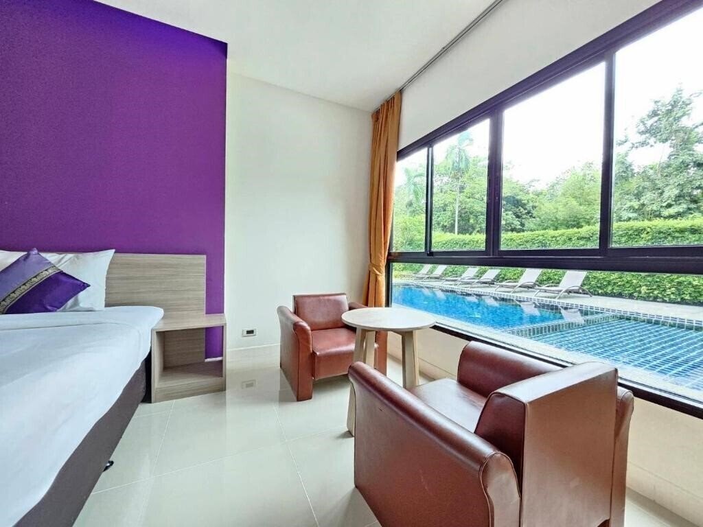Изображение S4 Naiyang Beach Phuket 4*