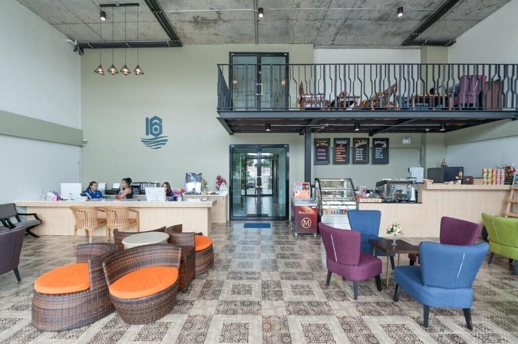 Изображение The Sixteen Naiyang Beach Hotel 4*