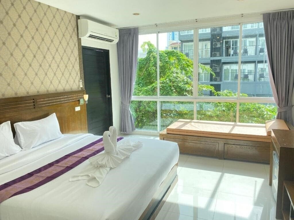 Nj Patong Hotel 3* қонақ үйі