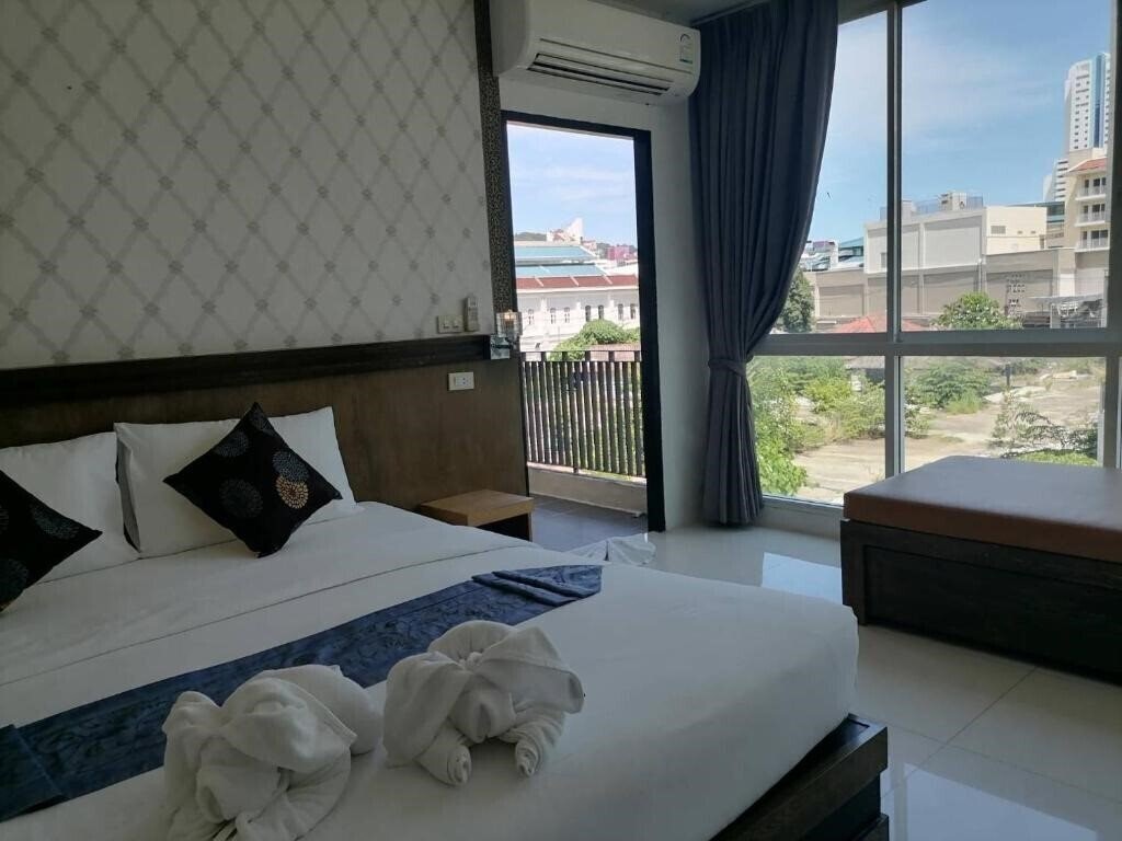 Nj Patong Hotel 3* фотосуреті