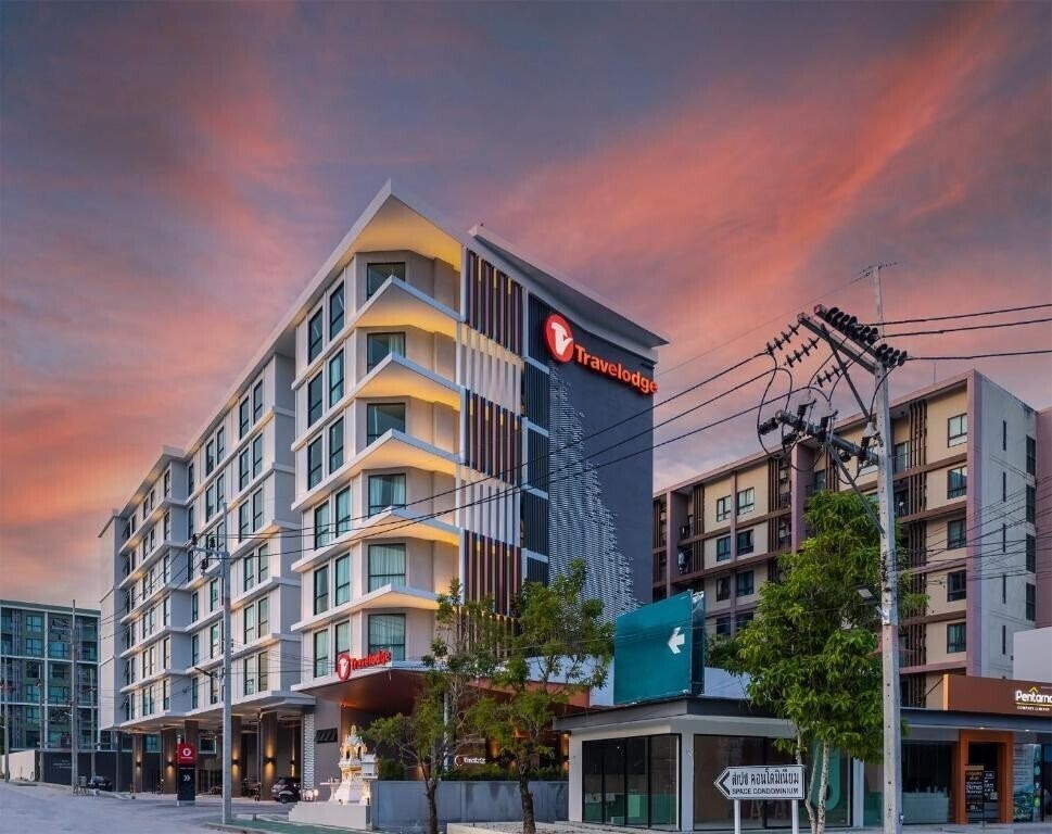 Travelodge Phuket Town **** 4* қонақ үйі