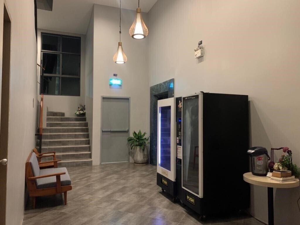 Фотография Atom Phuket Hotel 3*