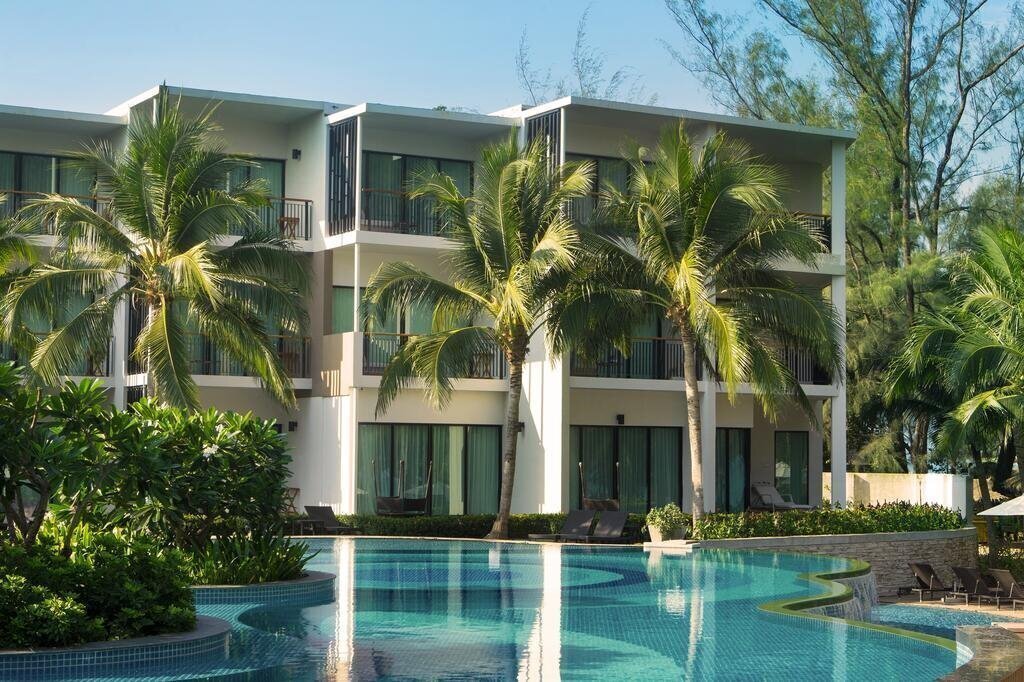 Изображение Le Meridien Phuket Mai Khao Beach Resort (ex. Holiday Inn Resort Phuket Mai Khao Beach) 4*