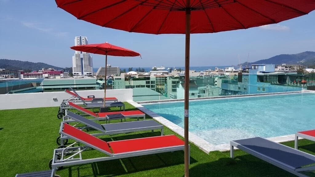 Neon Patong Hotel 4* суреті