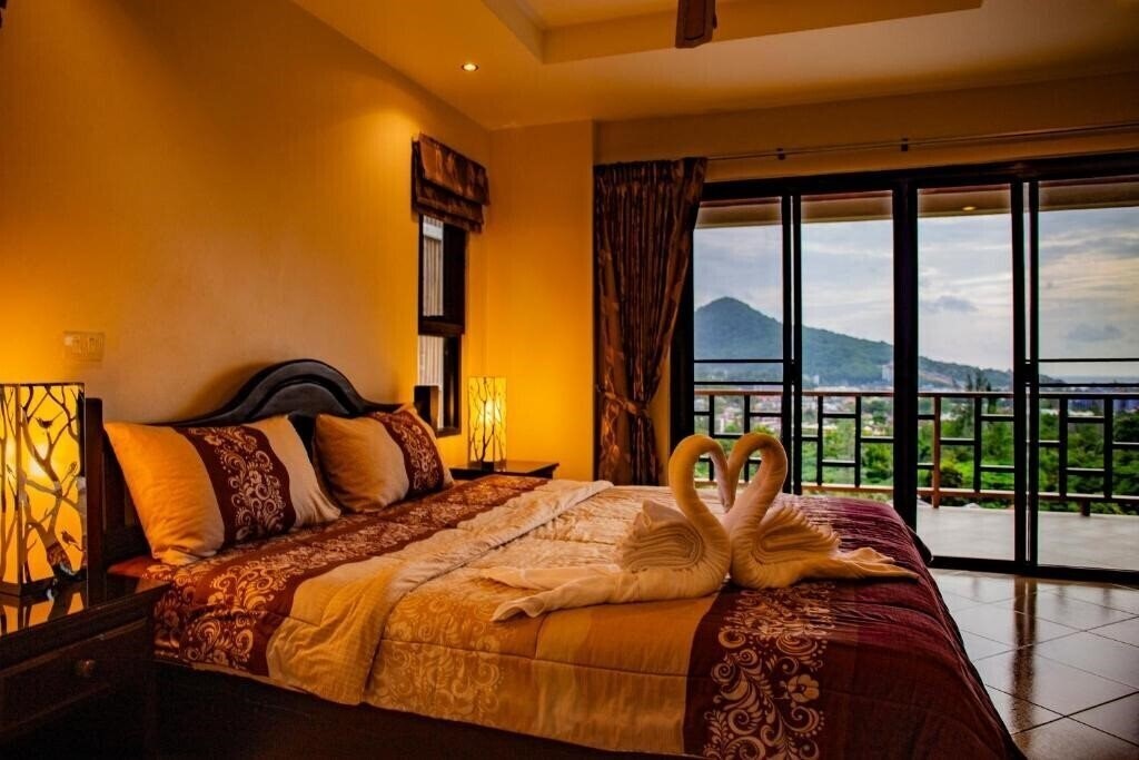 Фото Baan Chom View Kamala 3*