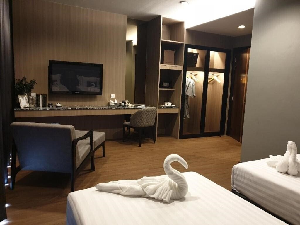 The Regent Hotel Kamala Beach 3* суреті